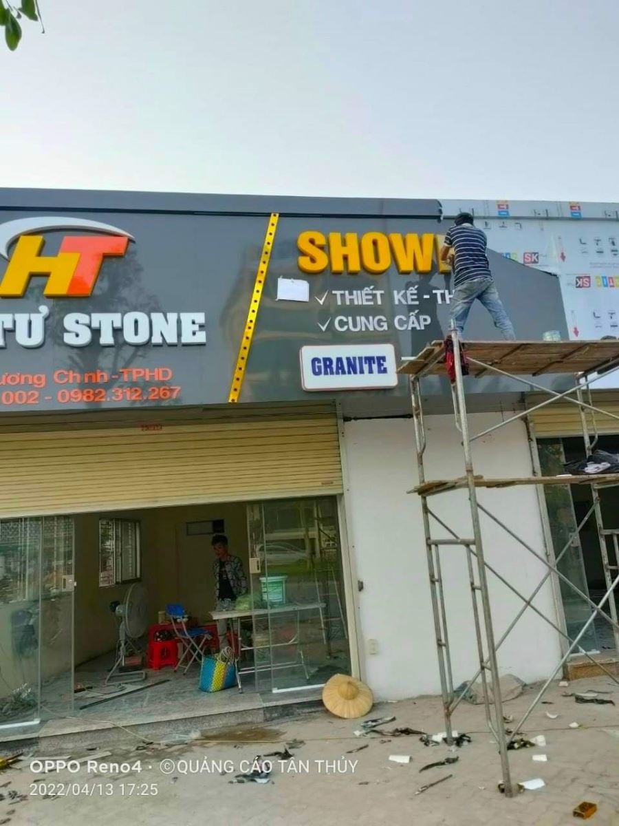Bảng hiệu Alu màu Xám bóng